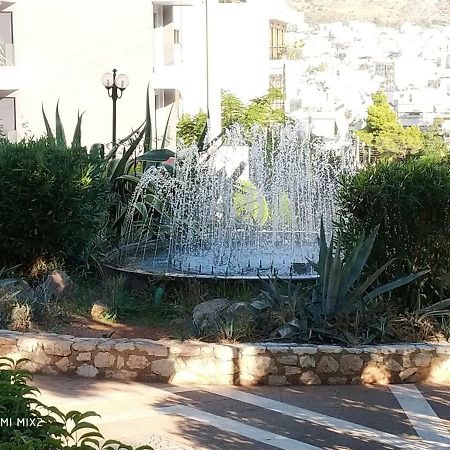 Beautiful House In Alimos Near To The Beach And Metro Athen Eksteriør bilde
