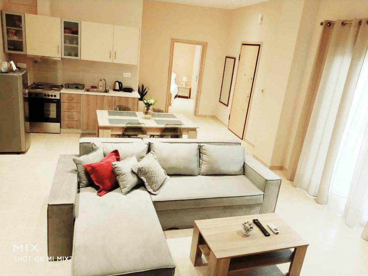 Beautiful House In Alimos Near To The Beach And Metro Athen Eksteriør bilde
