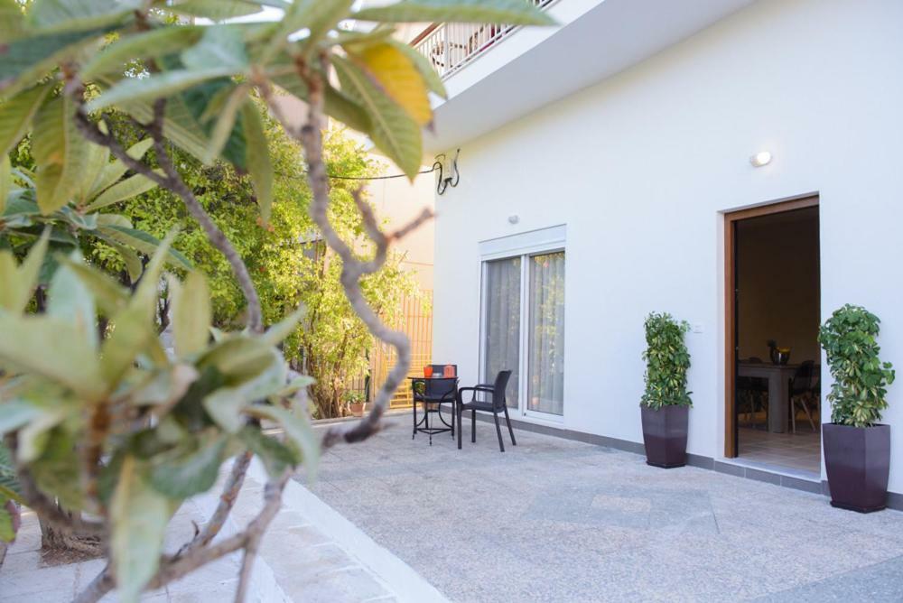 Beautiful House In Alimos Near To The Beach And Metro Athen Eksteriør bilde